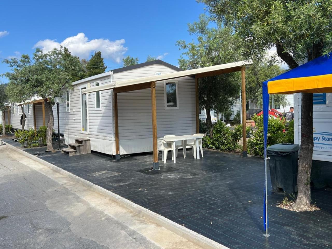 Happy Camp Mobile Homes In Castello Camping & Summer Resort Neos Marmaras Luaran gambar